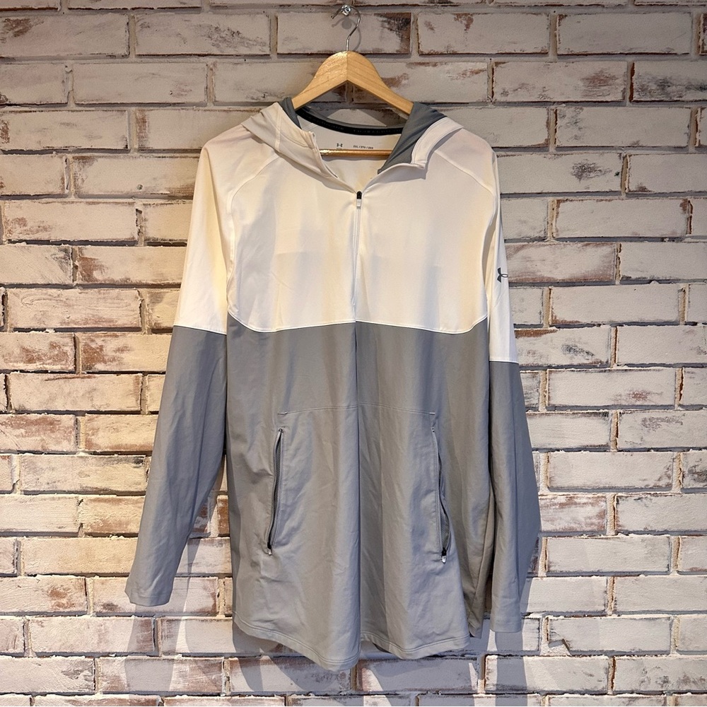 Under Armour Two-Tone Hooded Lightweight 1/4 zip pullover